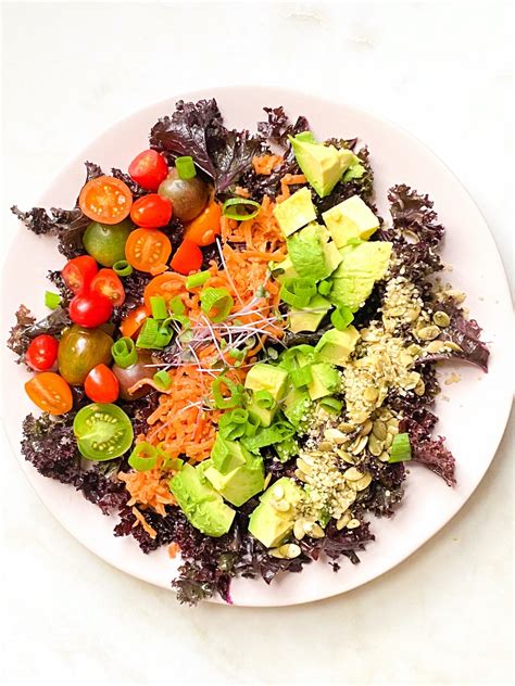 Colorful Kale Salad - calories, carbs, nutrition