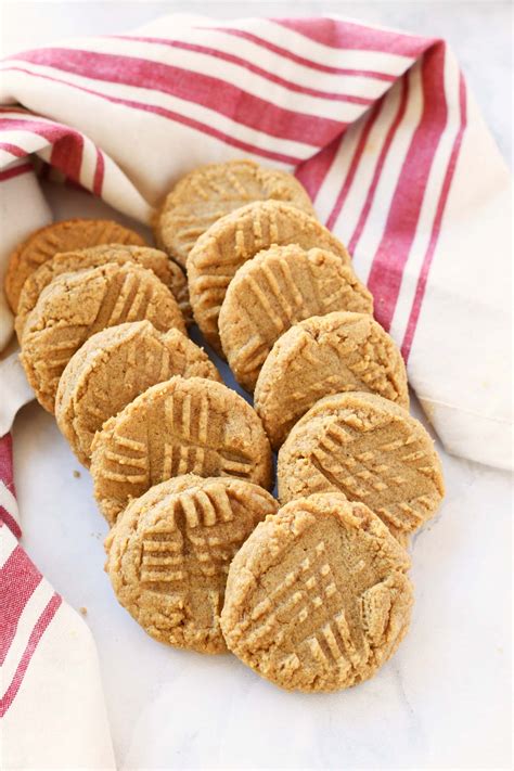 Cookies, peanut butter, prepared from recipe - calories, carbs, nutrition