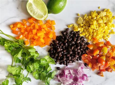 Corn, Black Bean & Red Onion Snack - calories, carbs, nutrition