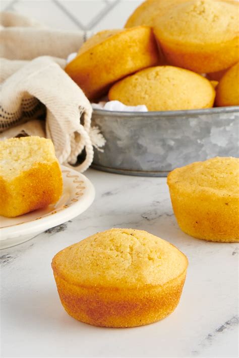 Corn Muffins, Savory - calories, carbs, nutrition