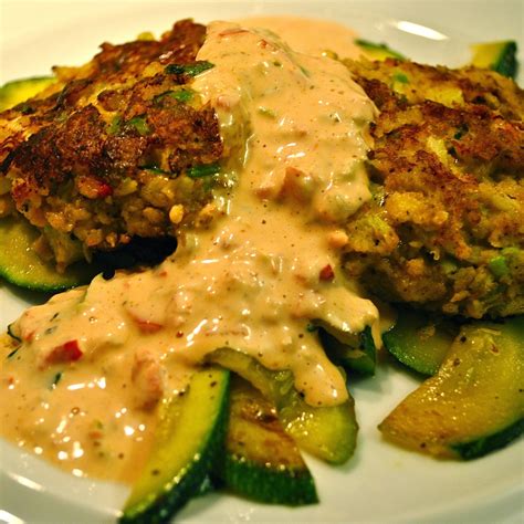 Corn & Shrimp Cakes with Remoulade Sauce - calories, carbs, nutrition