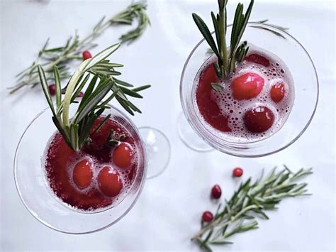 Cran-Rosemary Sparkling Tea (18013.3) - calories, carbs, nutrition