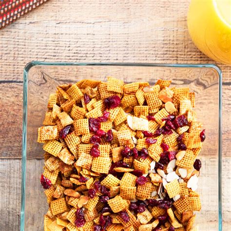 Cranberry Snack Mix - calories, carbs, nutrition