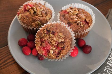 Cranberry Walnut Pumpkin Muffin - calories, carbs, nutrition