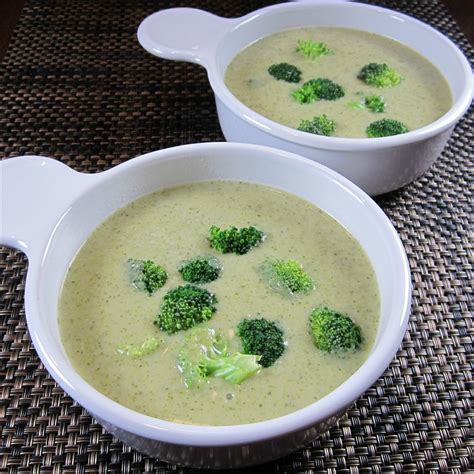 Cream of Fresh Broccoli Soup - calories, carbs, nutrition