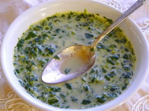 Cream of Spinach Soup 12 oz - calories, carbs, nutrition