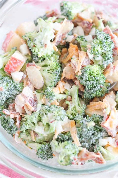 Creamy Broccoli Salad - calories, carbs, nutrition