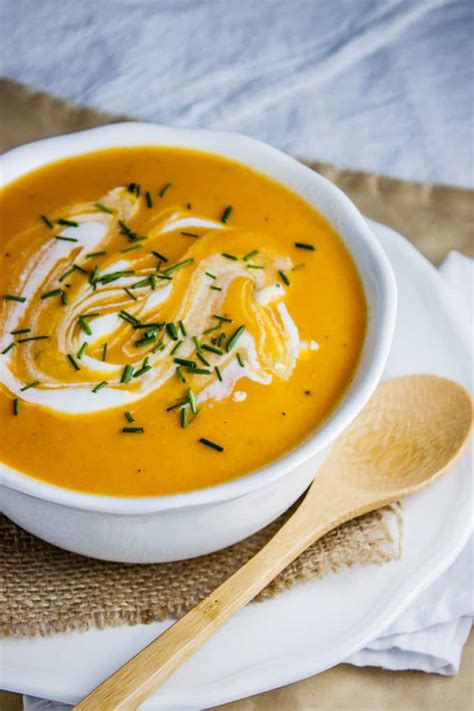 Creamy Carrot & Ginger Soup (MF) 12 oz - calories, carbs, nutrition