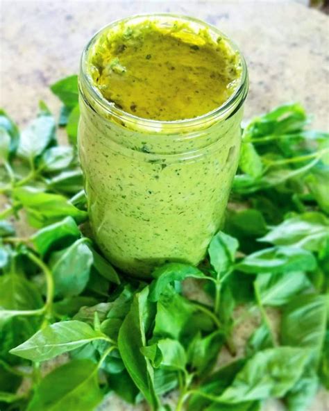 Creamy Pesto Dressing HE - calories, carbs, nutrition