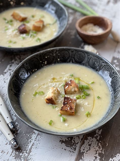 Creamy Potato Leek Soup 12 oz - calories, carbs, nutrition