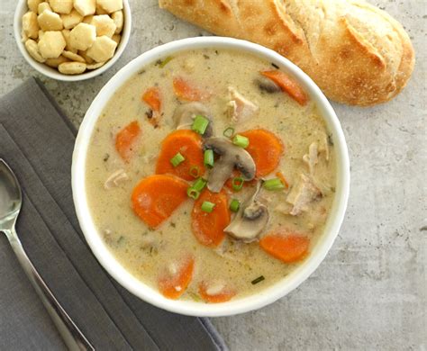 Creamy Turkey & Wild Rice Soup - calories, carbs, nutrition