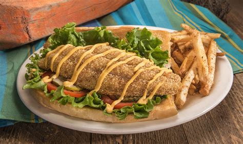 Creole Catfish Po Boy Basket - calories, carbs, nutrition