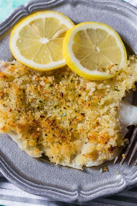 Crispy Haddock Fillet with a Herb Crust and Served with Saut?ed Potatoes - calories, carbs, nutrition