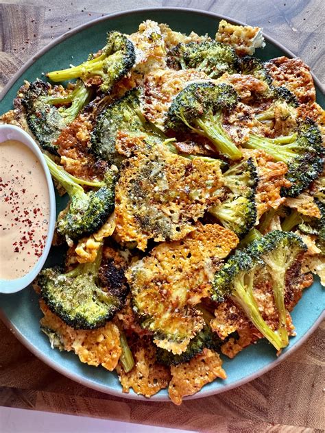 Crispy Parmesan Broccoli - calories, carbs, nutrition