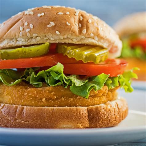 Crispy Patty Sandwich with Sesame Bun - calories, carbs, nutrition