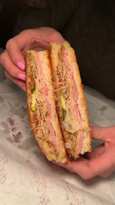 Cubano Toscano Sandwich - calories, carbs, nutrition