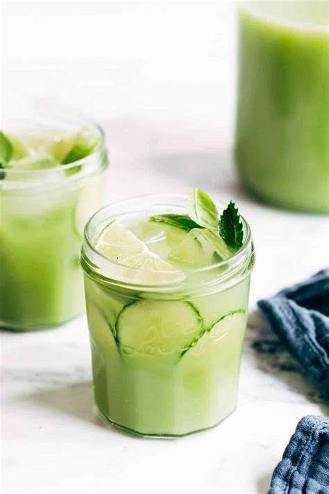 Cucumber & Lemongrass Aqua Fresca - calories, carbs, nutrition