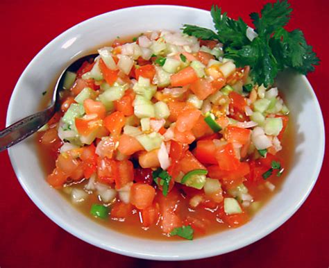 Cucumber, Onion & Tomato Relish - calories, carbs, nutrition