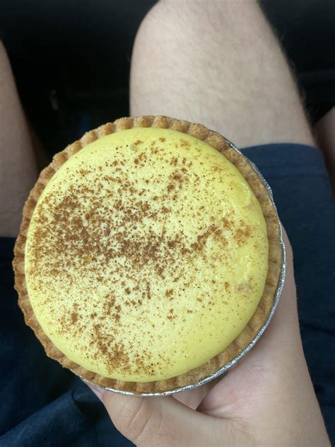 Custard Tart - calories, carbs, nutrition