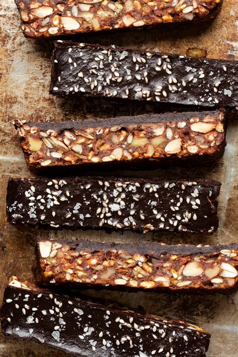 Date Bars - calories, carbs, nutrition
