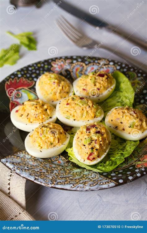 Deviled Egg Halves - calories, carbs, nutrition