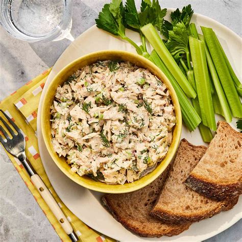 Dill Tuna Salad - calories, carbs, nutrition