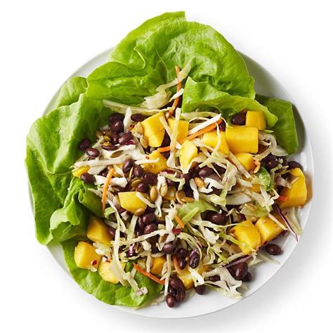 Dominican Black Bean Mango Salad Plate - calories, carbs, nutrition