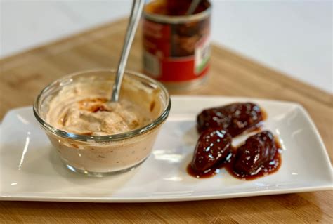 Dressing Chipotle Sour Cream 2 Tbsp - calories, carbs, nutrition