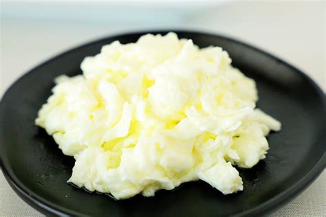 Egg Whites Scrambled Margarine 1 oz - calories, carbs, nutrition