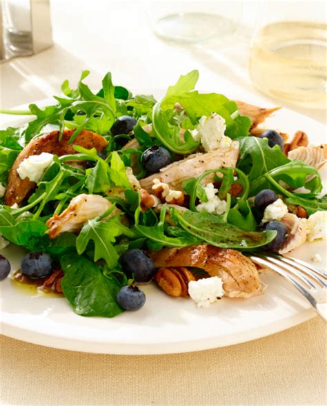 Elements-Red, White Blueberry Salad with Grilled Chicken - calories, carbs, nutrition