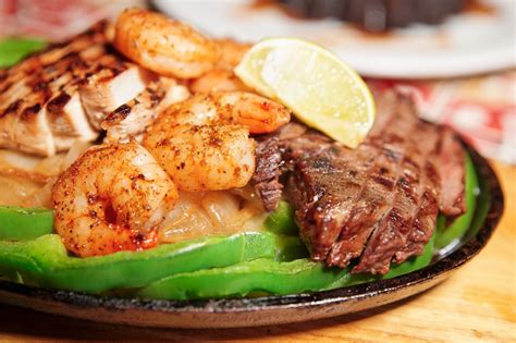 Fajita Chicken Meat & Shrimp - calories, carbs, nutrition