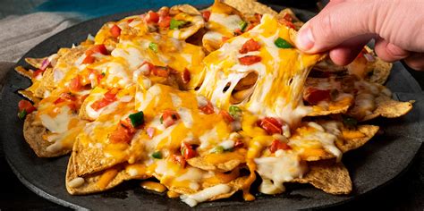 Fast foods, nachos, with cheese - calories, carbs, nutrition