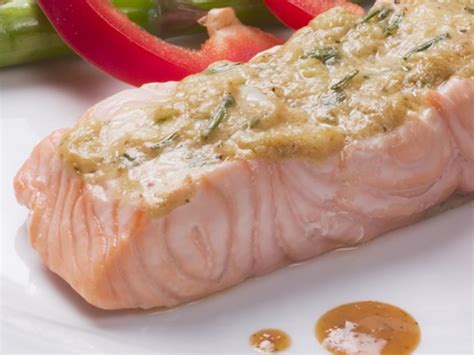 Fire Roasted Salmon w/ Mustard & Tarragon - calories, carbs, nutrition