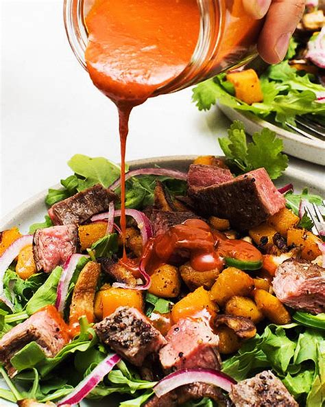 Flank Steak Salad with Cucumber Dressing - calories, carbs, nutrition