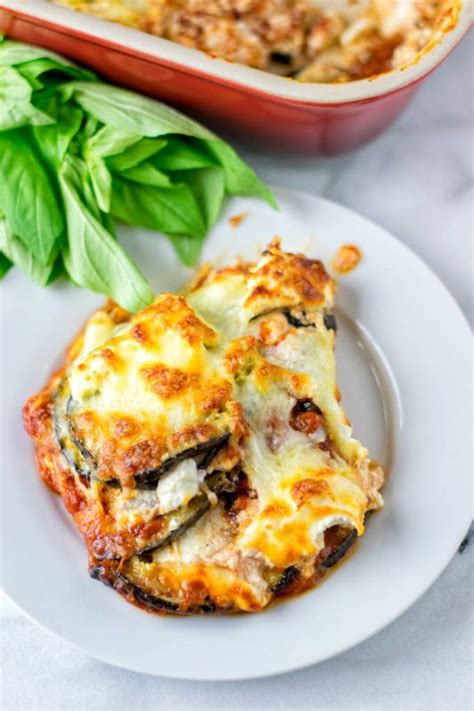 Flexitarian Spinach, Aubergine & Pepper Lasagne - calories, carbs, nutrition