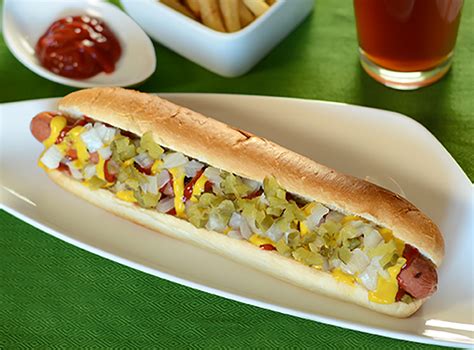 Foot Long Hot Dog with Bun - calories, carbs, nutrition