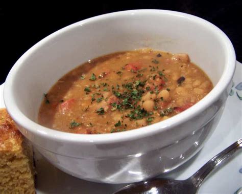 Frankfuter Bohnensuppe (Bean with Frankfurter Soup) - calories, carbs, nutrition