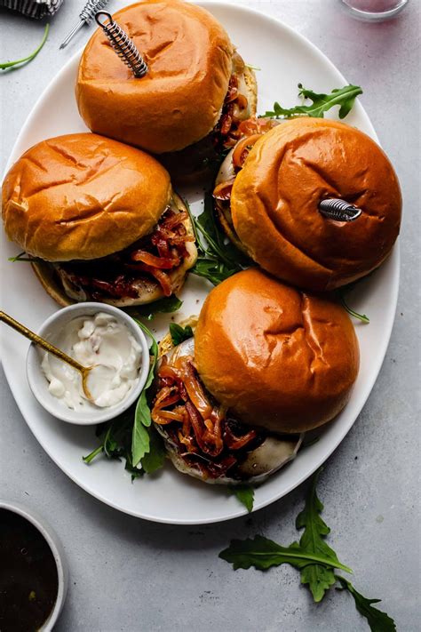 French Dip Burger, Grilled - calories, carbs, nutrition