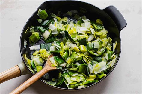 Fresh Buttered Leeks - calories, carbs, nutrition