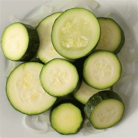 Fresh Steamed Zucchini - calories, carbs, nutrition