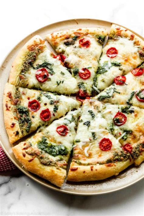 Fresh Tomato & Pesto Pizza, on Pizza Crust, Personal Size - calories, carbs, nutrition