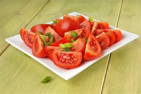 Fresh Tomato Wedges - calories, carbs, nutrition