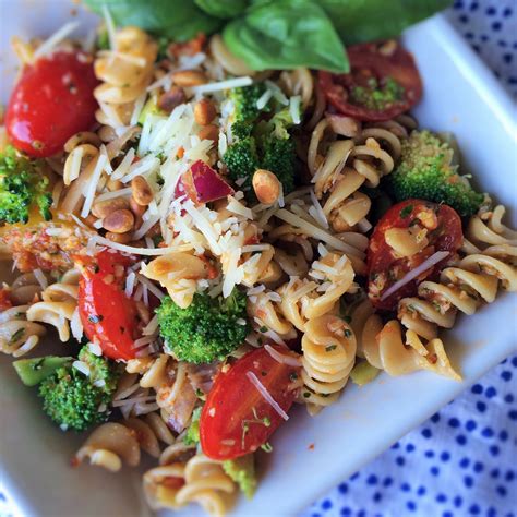 Fresh Vegetable Pasta - calories, carbs, nutrition