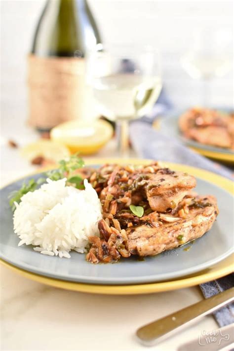 Frozen Entrees - Garlic Herb Chicken With Green Beans Almondine - calories, carbs, nutrition