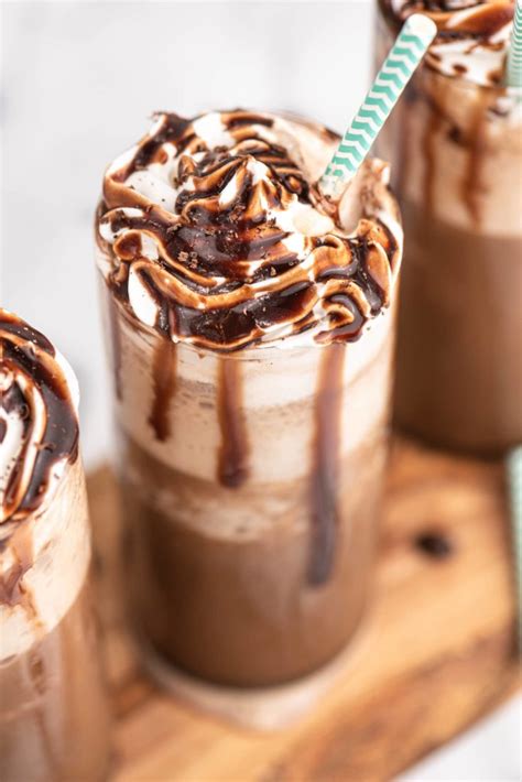 Frozen Mocha Cappuccino - calories, carbs, nutrition