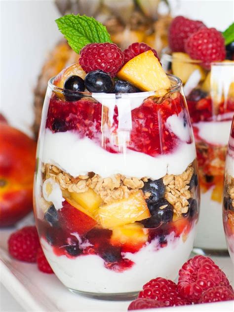 Fruited Yogurt with Granola Parfait - calories, carbs, nutrition