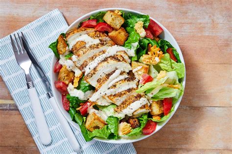 Garden Caesar & Chicken Salad - calories, carbs, nutrition