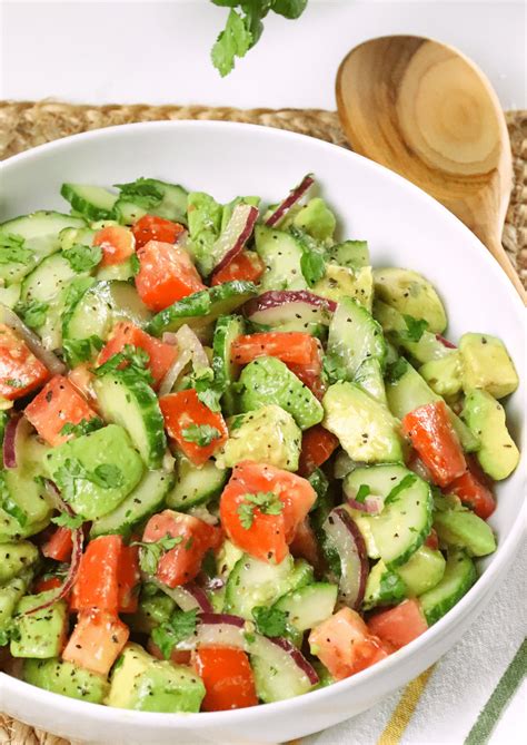 Garden Salad With Tomatoes & Cucumbers - calories, carbs, nutrition