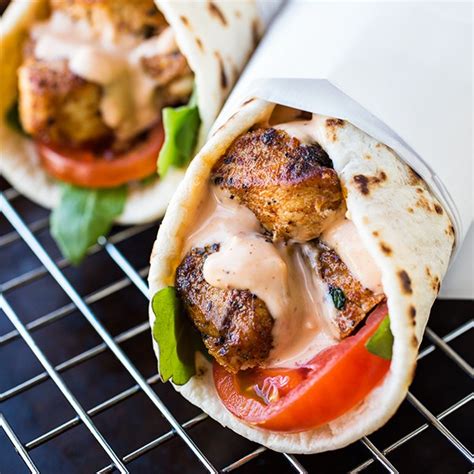 Garlic Chicken Wrap - calories, carbs, nutrition