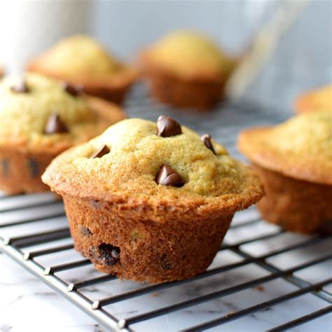 Gluten Free Banana Chocolate Muffins - calories, carbs, nutrition